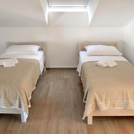 Apartment Avada Novalja Eksteriør billede