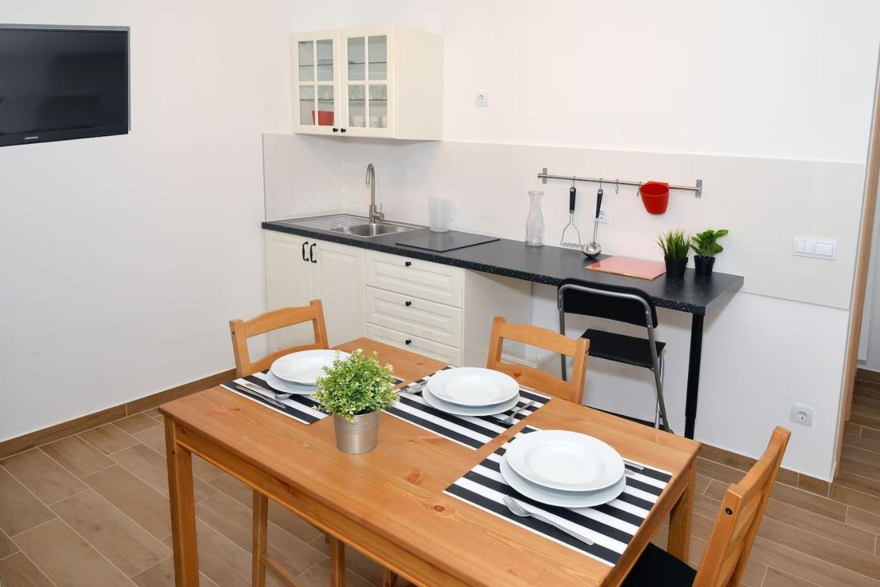 Apartment Avada Novalja Eksteriør billede