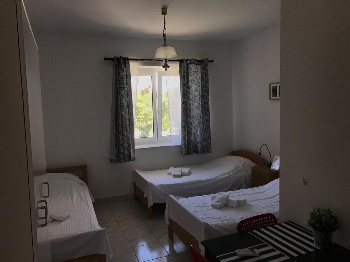 Apartment Avada Novalja Eksteriør billede